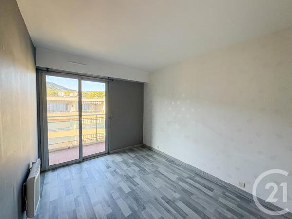 Appartement T3 à vendre  3 pièces - 64,08 m2 CAVALAIRE SUR MER - 83