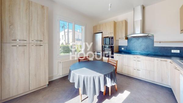 Maison à vendre de 6 pièces de 166.68 m²