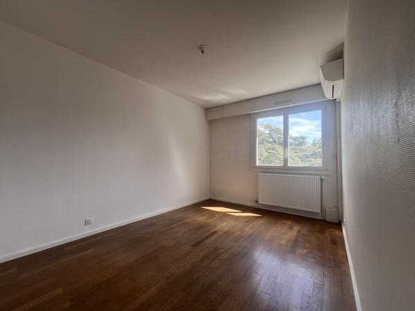 Vente / Appartement T4