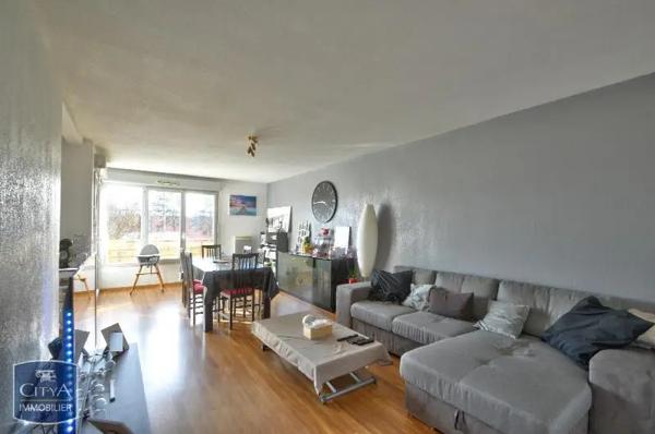 Appartement à louer 3 pièces 69.84m²