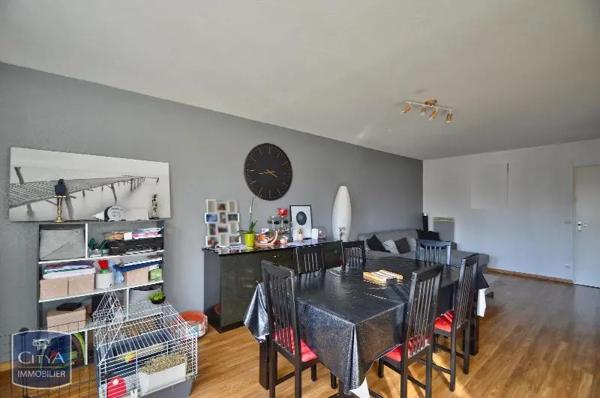 Appartement à louer 3 pièces 69.84m²