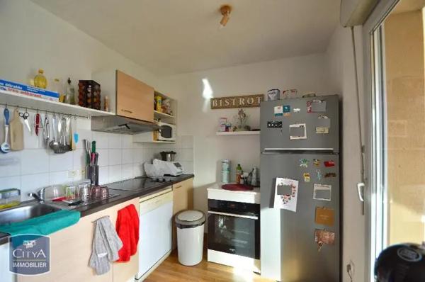 Appartement à louer 3 pièces 69.84m²