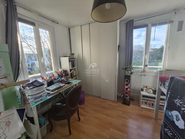 Appartement Saint Germain En Laye 2 pièces26.44 m2 €199 000 ** - Référence 18045