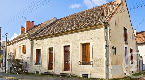 Maison à vendre  4 pièces - 88,40 m 2   COMMENTRY  - 03