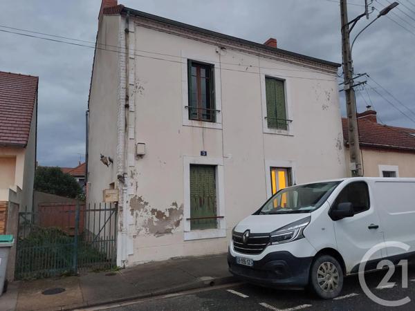 Maison à vendre  4 pièces - 88,40 m 2   COMMENTRY  - 03