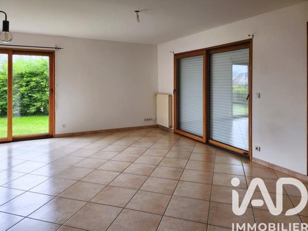 Location maison 6 pièces 107 m² Merlevenez