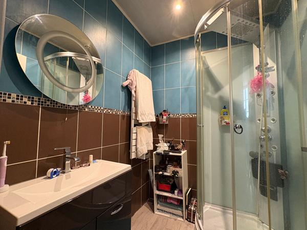 Maison Surgeres 5 pièce(s) 140m2