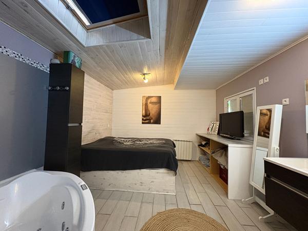 Maison Surgeres 5 pièce(s) 140m2