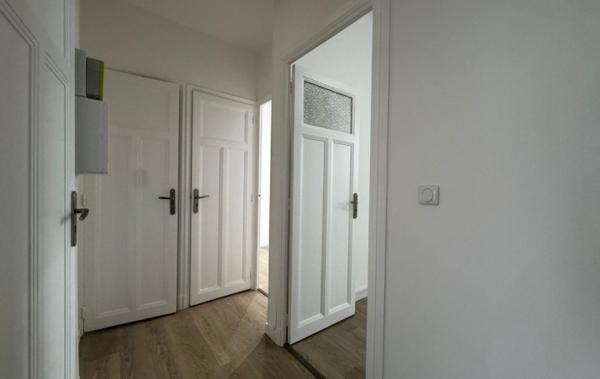 Vente Appartement P2 rénové(e) Marseille 5ème   