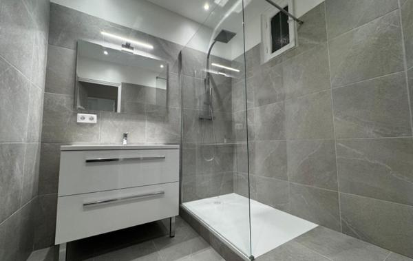 Vente Appartement P2 rénové(e) Marseille 5ème   