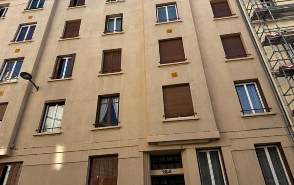 Vente Appartement P2 rénové(e) Marseille 5ème   