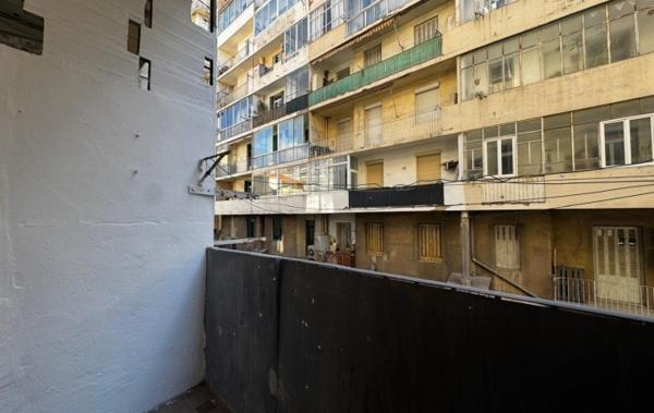 Vente Appartement P2 rénové(e) Marseille 5ème   