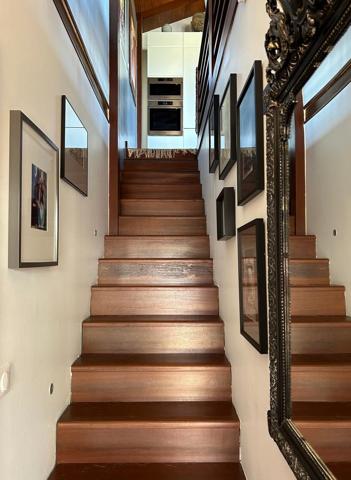 Authentique villa de style balinais avec trois logements indépendants d'environ 150 m² à Saint-Pierre