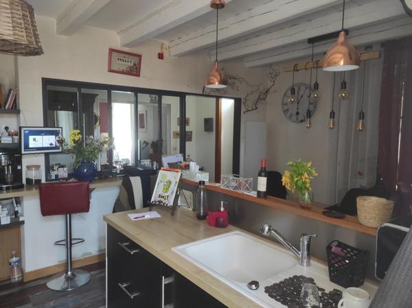 Maison à Surgères, 17700 - 4 pièces 123m²