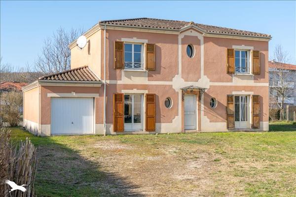 Maison à vendre |  Bergerac |  6 pièces | 150 m²