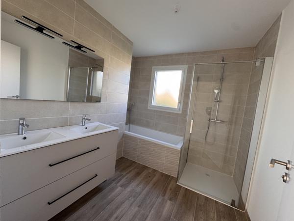 maison de plain-pied 4/5 pièces 149.80 m2