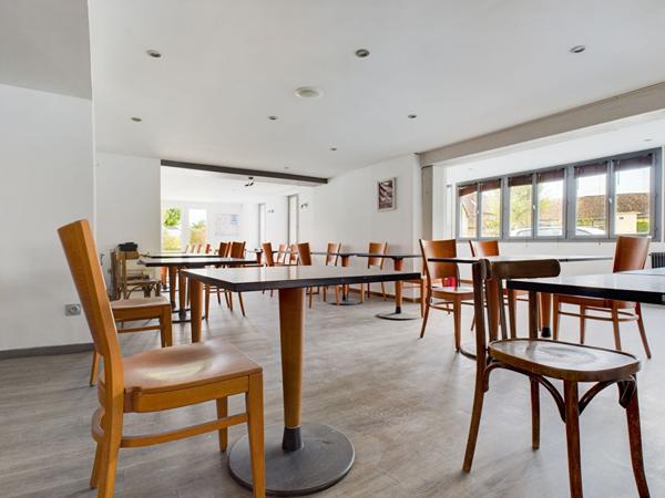 LOCAL COMMERCIAL - 210 m2