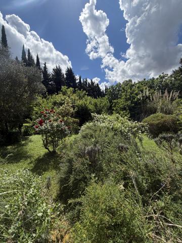 BIEN RARE À LA VENTE - ENSEMBLE IMMOBILIER DE DEUX MAS EN CAMPAGNE