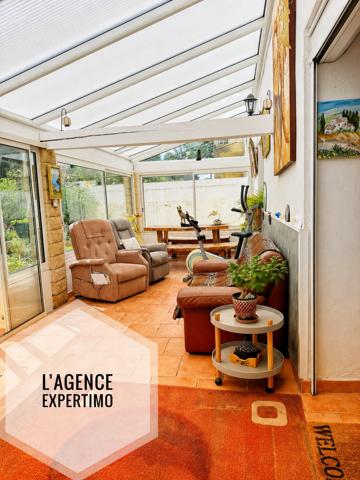 BIEN RARE À LA VENTE - ENSEMBLE IMMOBILIER DE DEUX MAS EN CAMPAGNE