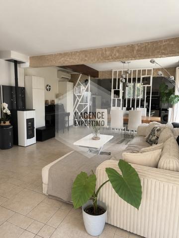 BIEN RARE À LA VENTE - ENSEMBLE IMMOBILIER DE DEUX MAS EN CAMPAGNE