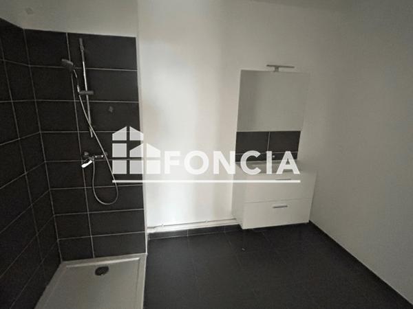 Location Appartement 2 pièces 42.2 m² - 2/8 RUE COLONEL FABIEN Reims 51100