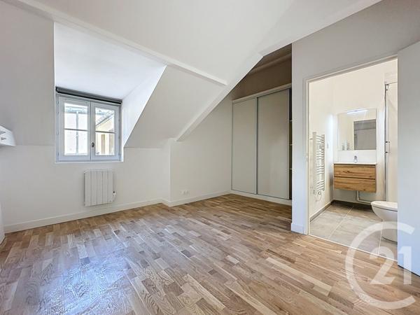 Appartement Triplex à vendre  4 pièces - 111,96 m2 VERSAILLES - 78