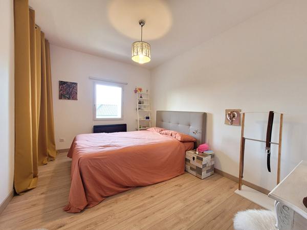 33440 Ambarès et Lagrave  - A VENDRE Maison en pierre 6 pièces 172 m²