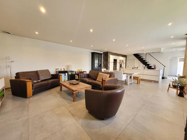 33440 Ambarès et Lagrave  - A VENDRE Maison en pierre 6 pièces 172 m²