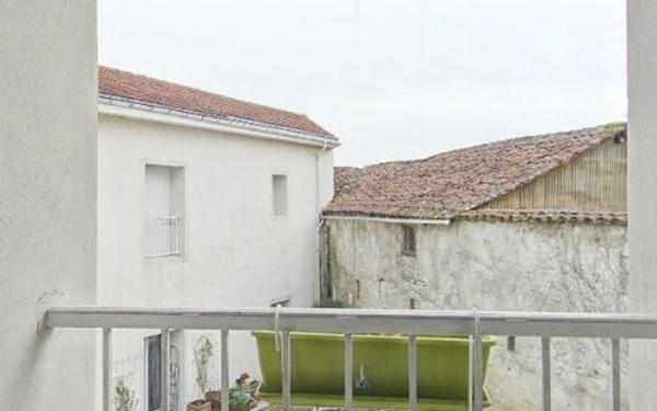 Appartement à vendre    3 pièces • 74,18 m2 Vic-en-Bigorre