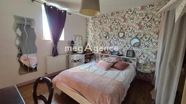 Maison à Le Mêle-sur-Sarthe, 61170 - 8 pièces 180m²