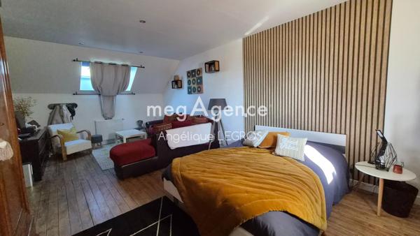 Maison à Le Mêle-sur-Sarthe, 61170 - 8 pièces 180m²