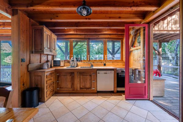 ANDERNOS – MAISON BOIS UNIQUE À DÉCOUVRIR