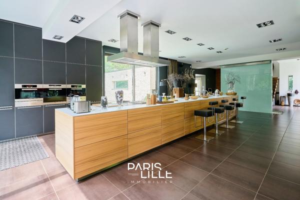 Rare villa d'architecte sur plus de 2000 m2.