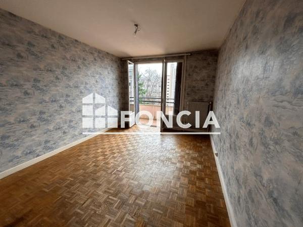 À vendre Appartement 3 pièces 54.88 m² - Bron 69500