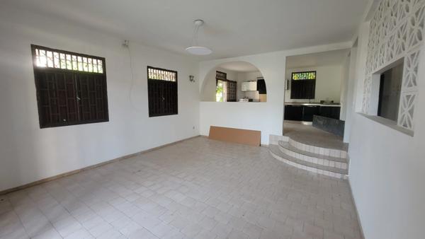 Villa T4 Duplex à Saisir