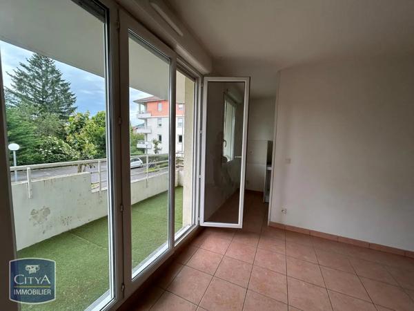 Appartement à louer 2 pièces 45.82m² Ville-la-Grand (74100)