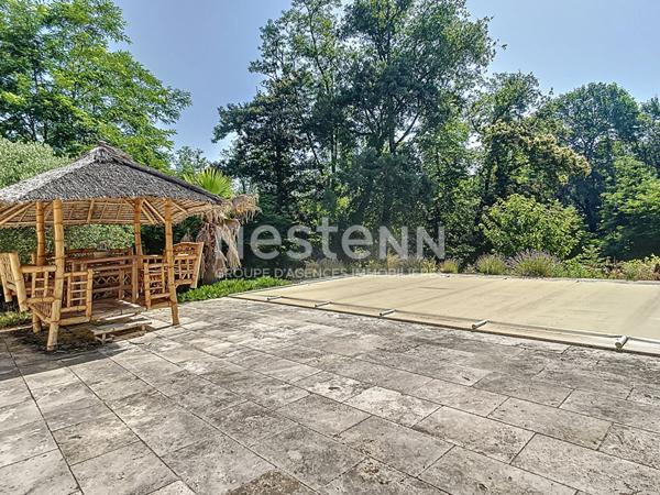 A vendre Maison de plain pieds 3 chambres avec piscine et parc de plus de 3000m²
