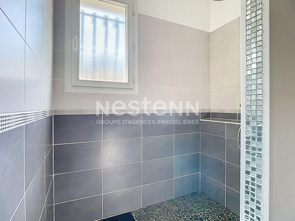 A vendre Maison de plain pieds 3 chambres avec piscine et parc de plus de 3000m²