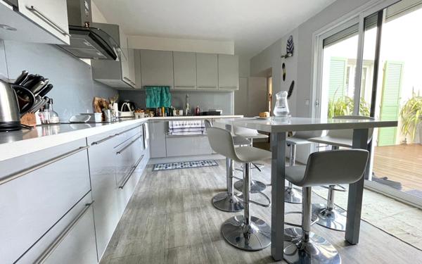 Maison à vendre    7 pièces • 185 m2 Saint-Germain-lès-Corbeil