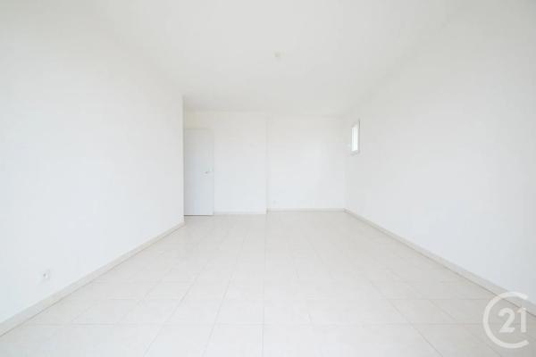 Appartement T3 à vendre  3 pièces - 69,57 m 2   ANTIBES  - 06