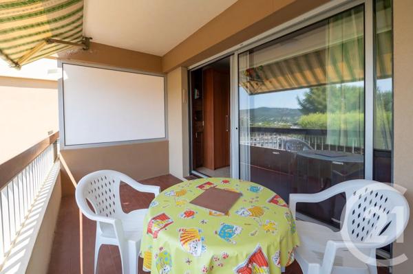 Appartement Studio à vendre  1 pièce - 30,57 m 2   BORMES LES MIMOSAS  - 83