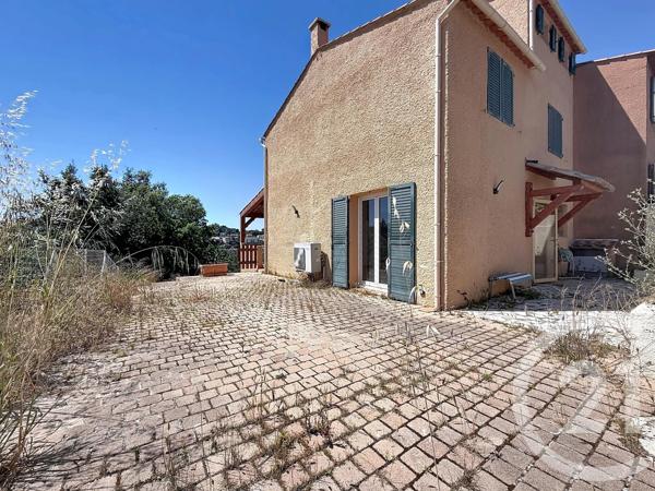 Maison à vendre  5 pièces - 107,23 m 2   ST RAPHAEL  - 83