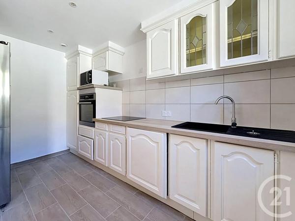 Maison à vendre  5 pièces - 107,23 m 2   ST RAPHAEL  - 83