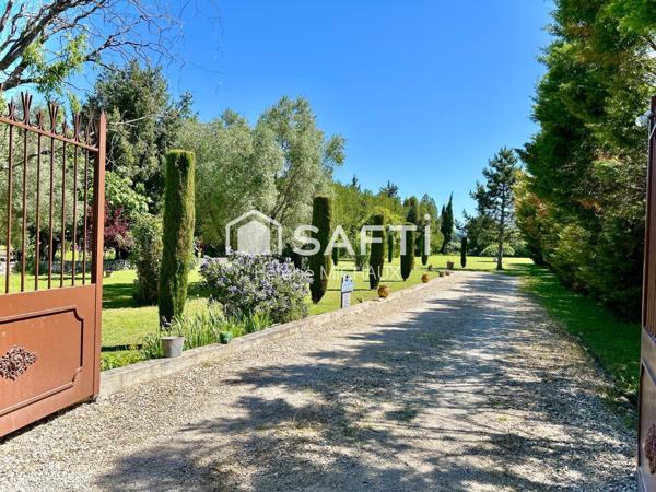 Authentique mas en pierre