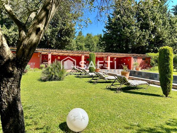 Authentique mas en pierre