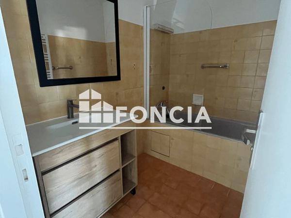 Location Studio 38 m² - 28 QUAI CHARLES DE GAULLE Chateaulin 29150