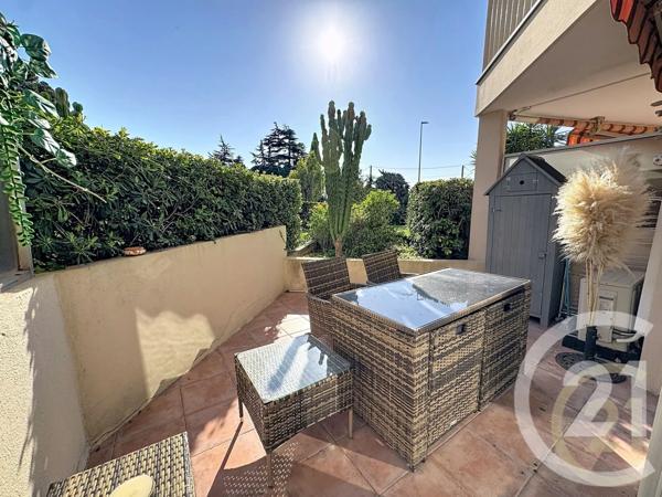 Appartement F2 à vendre  2 pièces - 35 m 2   CANNES LA BOCCA  - 06