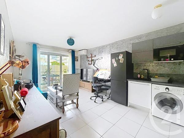 Appartement F2 à vendre  2 pièces - 35 m 2   CANNES LA BOCCA  - 06