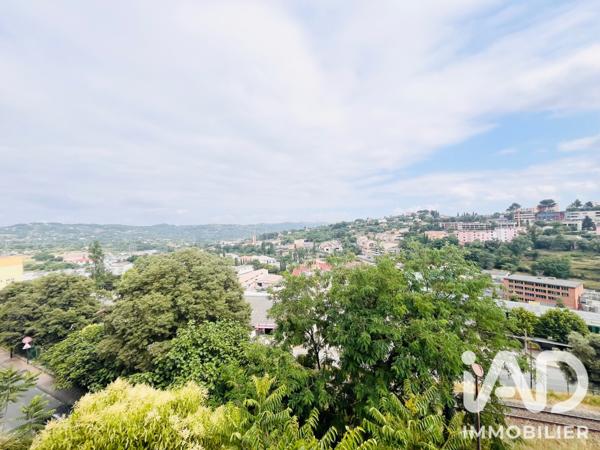 Appartement à vendre 3 pièces 78 m² Grasse