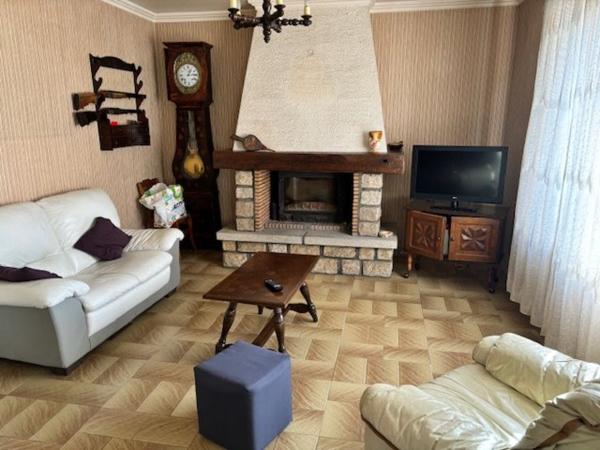 Maison avec 2 chambres, Jardin 2060 m2